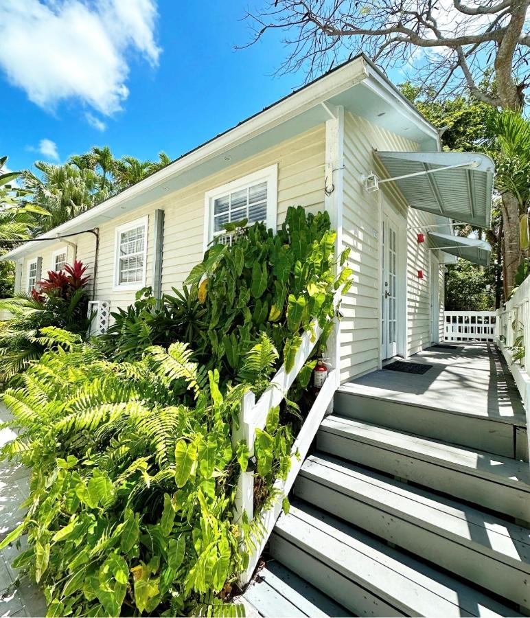 Westwinds Inn Key West Exterior photo